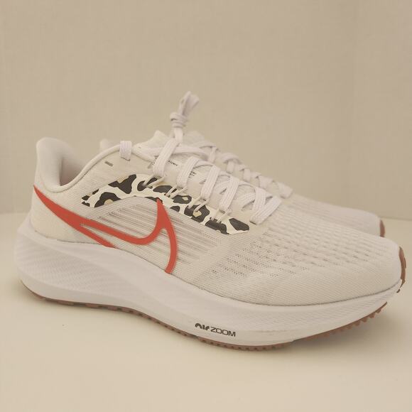 NIKE Women's air zoom Pegasus 39, White Team Orange Platinum Tint, 6 - Picture 2 of 10